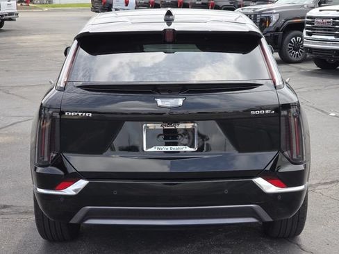 Used 2025 Cadillac Optiq Luxury 2 w/ LPO, Floor Liner Package AWD/4WD image 21