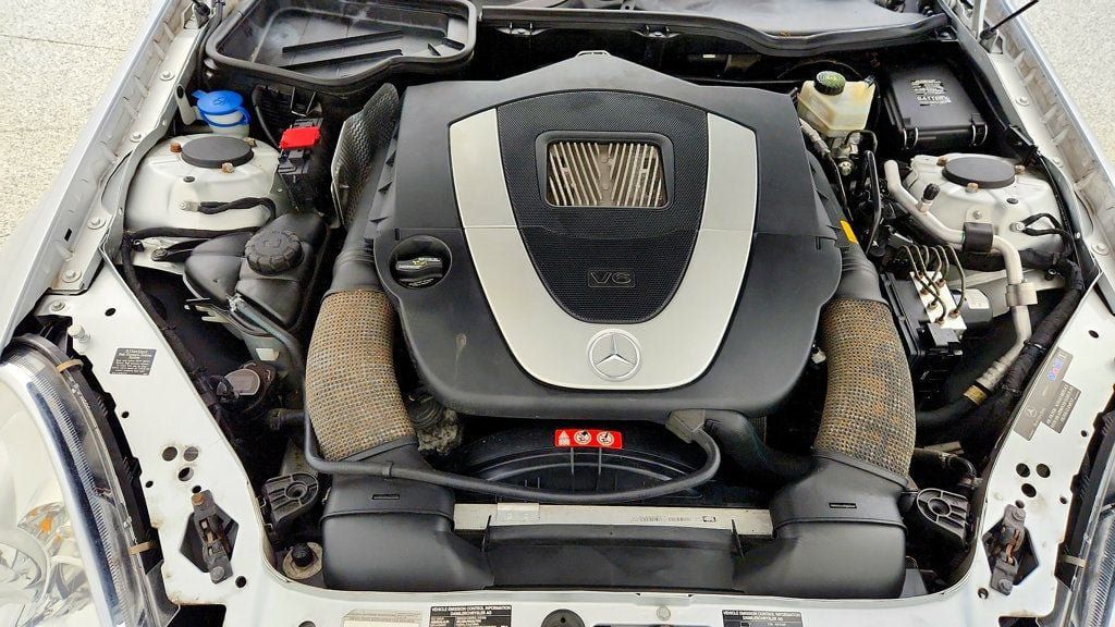 Used 2005 Mercedes-Benz SLK 350 image 24
