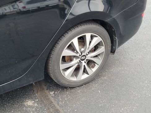 Used 2017 Hyundai Accent Value Edition image 10