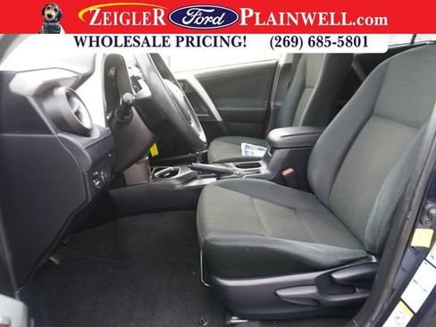 Used 2017 Toyota RAV4 LE image 12