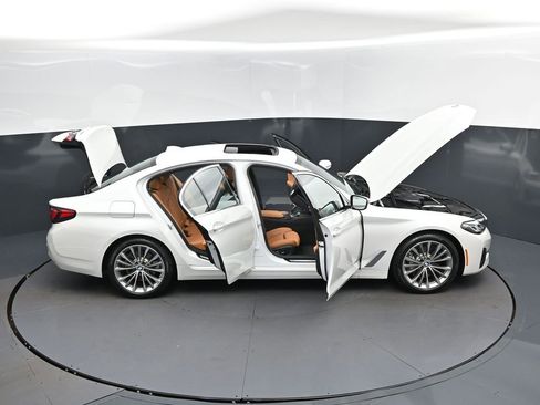 Certified 2023 BMW 530i w/ Convenience Package RWD image 50