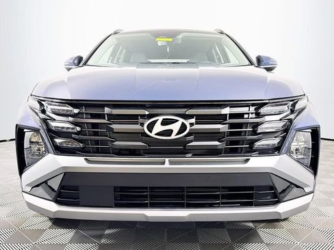Certified 2025 Hyundai Tucson SEL image 11