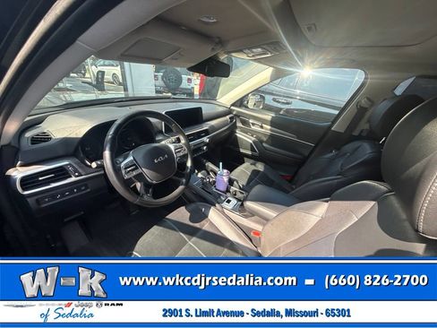 Used 2022 Kia Telluride EX w/ EX Premium Package AWD/4WD image 11