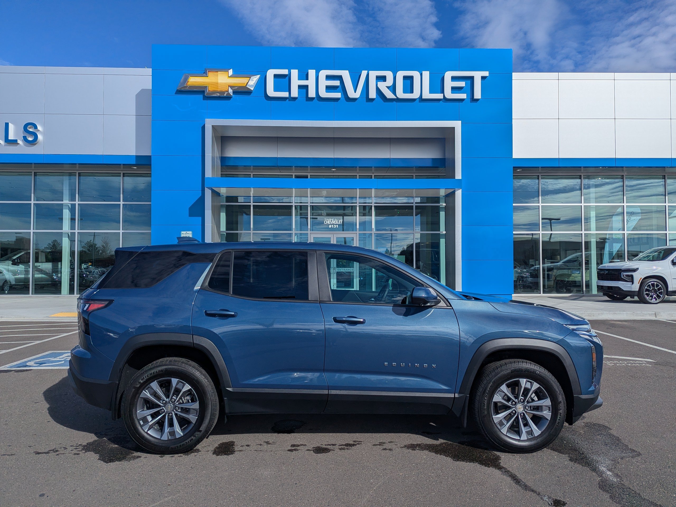 Certified 2026 Chevrolet Equinox LT w/ Convenience Package II AWD/4WD image 40