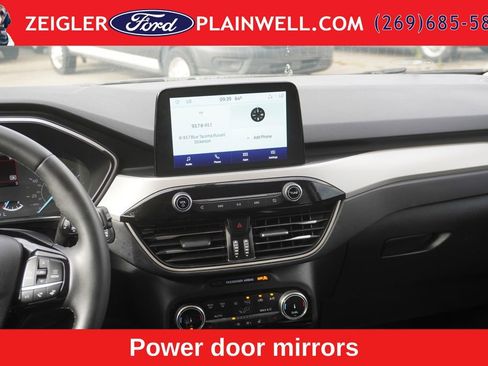 Used 2022 Ford Escape SEL w/ Equipment Group 302A AWD/4WD image 15