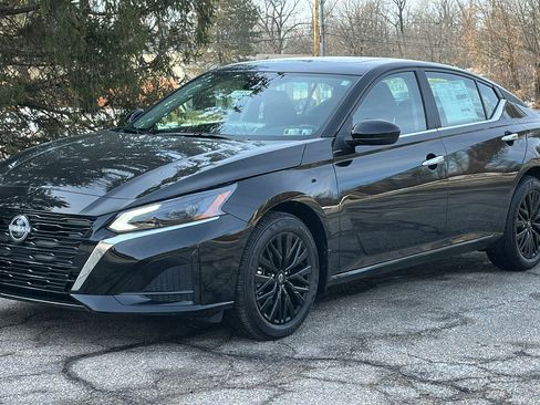 New 2025 Nissan Altima 2.5 SV w/ SV Special Edition Package image 2