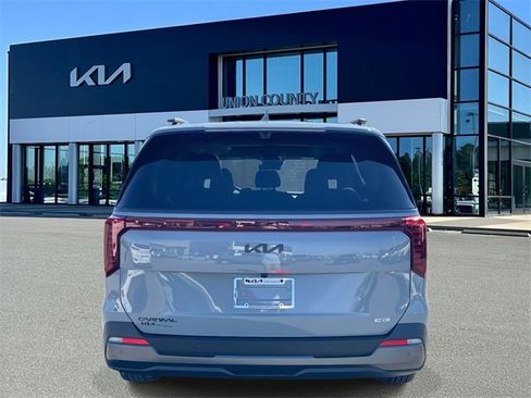 New 2026 Kia Carnival SX Prestige image 10