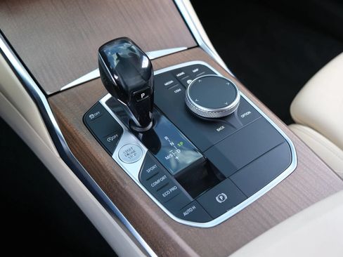 Used 2019 BMW 330i xDrive Sedan AWD/4WD image 31