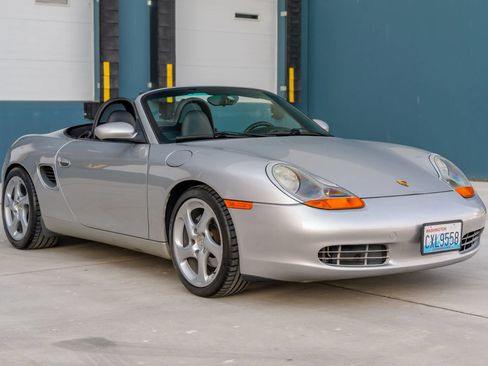 Used 1999 Porsche Boxster RWD image 78