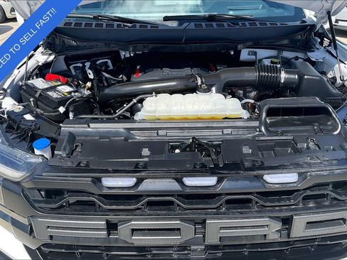 Used 2025 Ford F150 Raptor AWD/4WD image 13