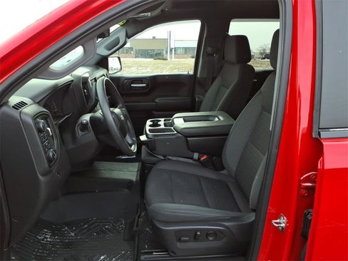 Used 2022 Chevrolet Silverado 1500 Custom Trail Boss w/ LPO, Dark Essentials Package image 23