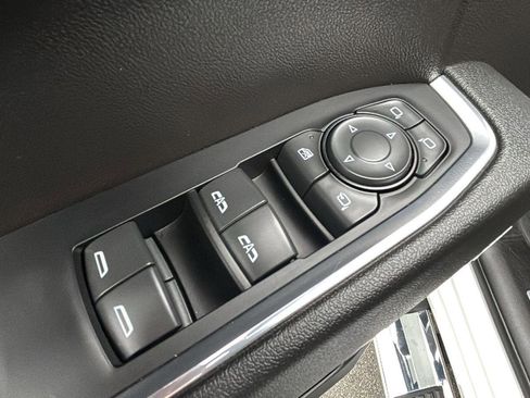 Certified 2024 GMC Sierra 1500 SLT w/ SLT Premium Plus Package image 11