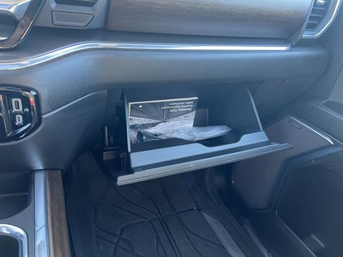 Certified 2023 Chevrolet Silverado 1500 High Country w/ High Country Premium Package image 27