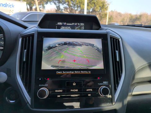 Used 2020 Subaru Forester Limited image 17