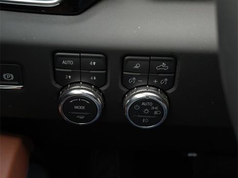 Used 2025 GMC Sierra 1500 Denali Ultimate image 13