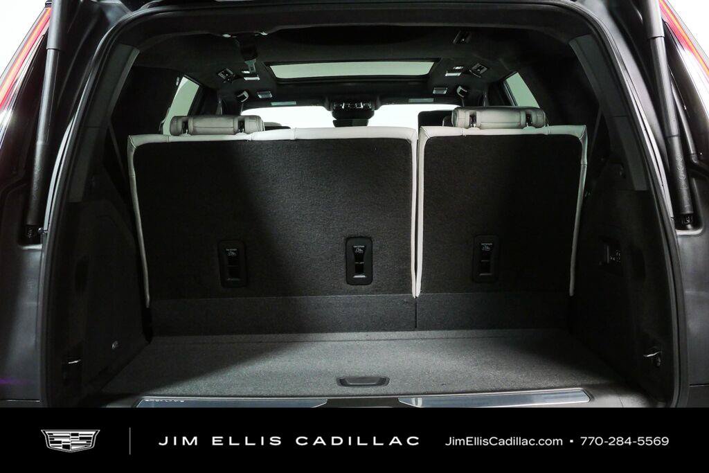 New 2026 Cadillac Escalade Platinum Sport w/ LPO, ONYX Package AWD/4WD image 29