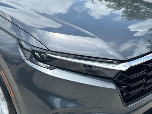 Used 2023 Honda CR-V EX image 34