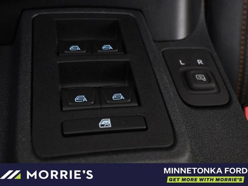 Used 2023 Ford Bronco Badlands w/ Sasquatch Package AWD/4WD image 34