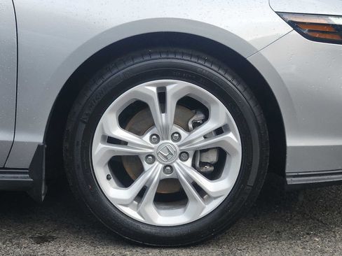 Certified 2025 Honda Accord LX image 8