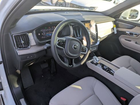 New 2026 Volvo XC90 T8 Plus w/ Protection Package Premier image 12