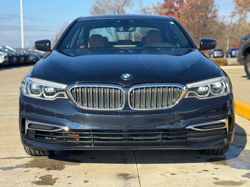 Used 2019 BMW 540i xDrive w/ Executive Package image 2
