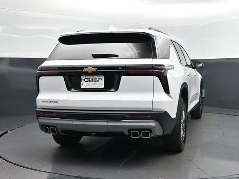 New 2026 Chevrolet Traverse LT w/ Enhanced Driving Package FWD image 7
