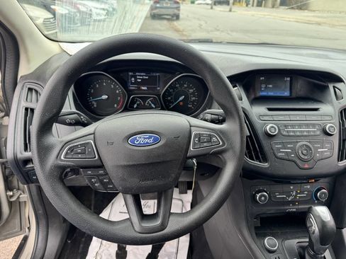 Used 2016 Ford Focus SE image 7