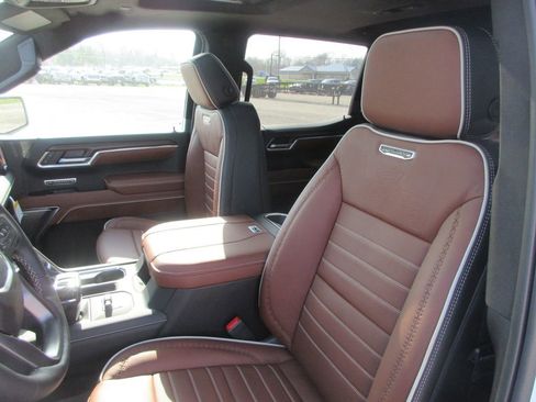 New 2026 GMC Sierra 1500 Denali Ultimate image 13