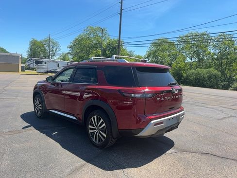 Used 2022 Nissan Pathfinder Platinum w/ Cargo Package AWD/4WD image 7