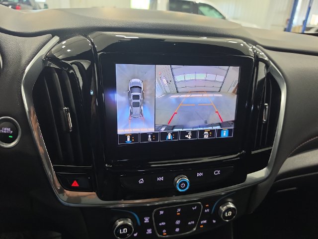 Used 2023 Chevrolet Traverse RS AWD/4WD image 14