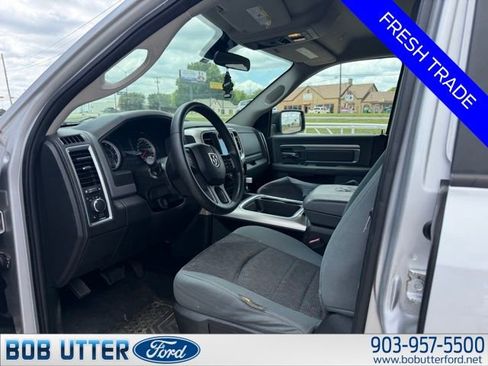 Used 2017 RAM 1500 Classic SLT RWD image 6
