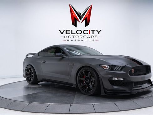 Used 2018 Ford Mustang Shelby GT350R w/ GT350R Equipment Group 920A RWD image 4