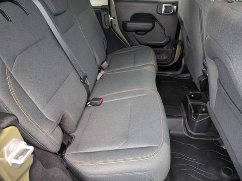 Used 2025 Jeep Wrangler Unlimited Sport AWD/4WD image 31