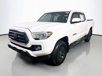 Used 2022 Toyota Tacoma SR5 w/ Technology Package RWD video 3