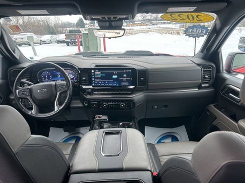 Used 2022 Chevrolet Silverado 1500 ZR2 w/ Technology Package image 14