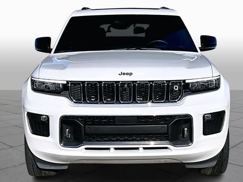 Used 2023 Jeep Grand Cherokee L Overland w/ Advanced Protech Group III image 3