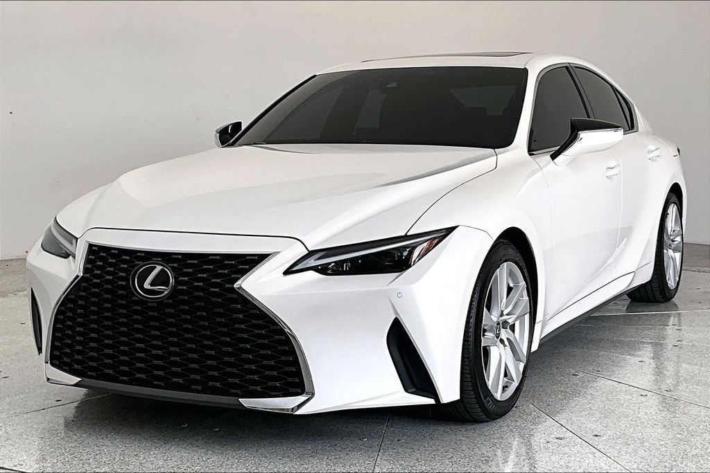 Used 2024 Lexus IS 300 w/ Comfort Package RWD image 5