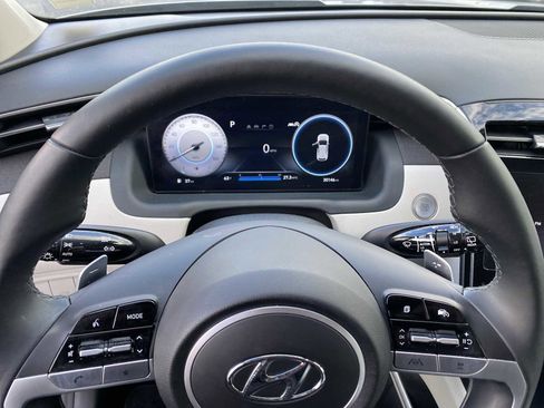 Certified 2024 Hyundai Tucson Limited image 15