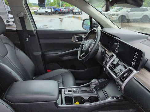 Used 2021 Kia Sorento EX w/ Panoramic Sunroof Package AWD/4WD image 7