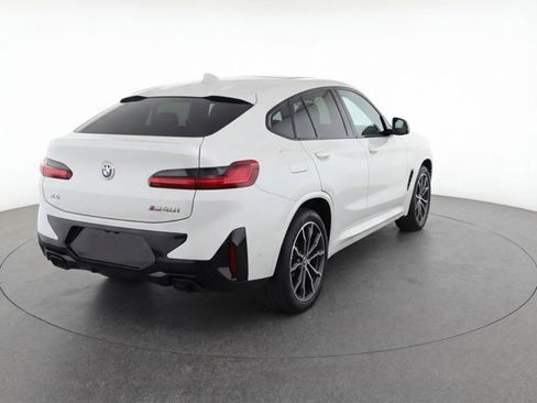 Used 2023 BMW X4 M40i image 3