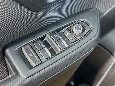 Used 2025 Subaru Forester Premium AWD/4WD image 17