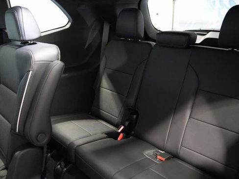 New 2026 Buick Enclave Preferred w/ Power Package image 17