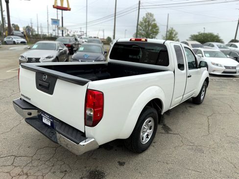 Used 2016 Nissan Frontier S image 5