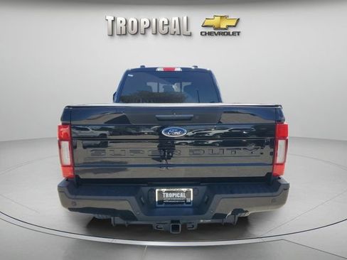 Used 2022 Ford F250 Lariat w/ Lariat Ultimate Package AWD/4WD image 4