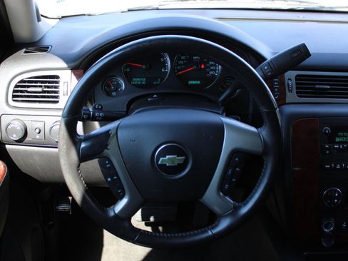 Used 2013 Chevrolet Tahoe LT AWD/4WD image 11