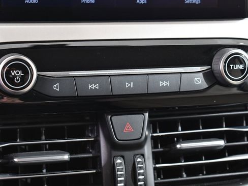 Used 2022 Ford Escape SE w/ Cold Weather Package image 29