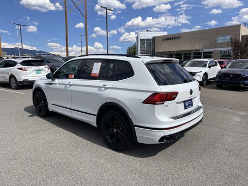 Certified 2023 Volkswagen Tiguan SE R-Line FWD image 52