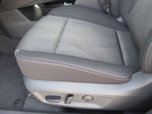 New 2026 Nissan Rogue SV image 12