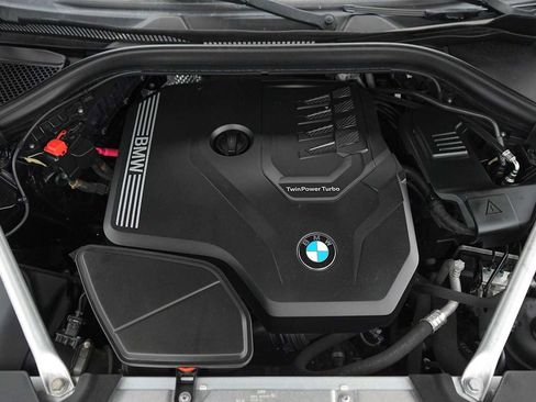 Used 2020 BMW X4 xDrive30i image 9