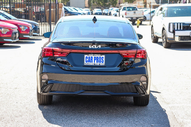 Certified 2023 Kia Forte GT-Line FWD image 8